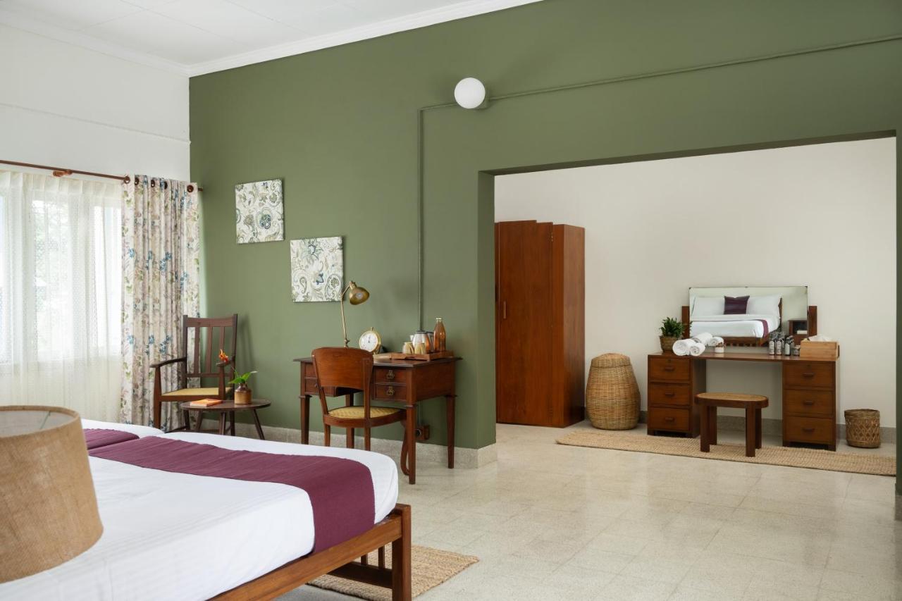 The Sacred Lotus Ayurveda Wellness Retreat Hotel Kochi Exterior foto