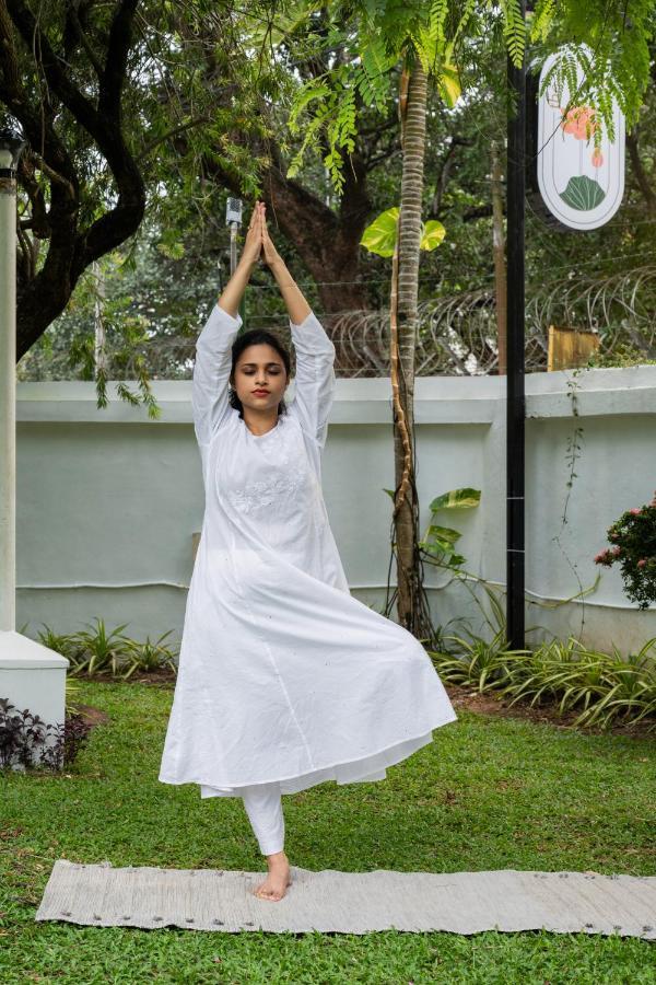 The Sacred Lotus Ayurveda Wellness Retreat Hotel Kochi Exterior foto