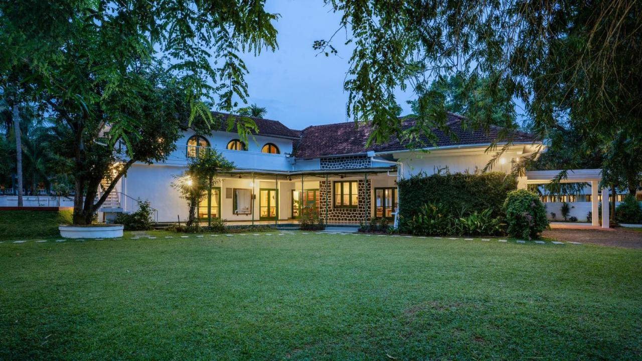 The Sacred Lotus Ayurveda Wellness Retreat Hotel Kochi Exterior foto